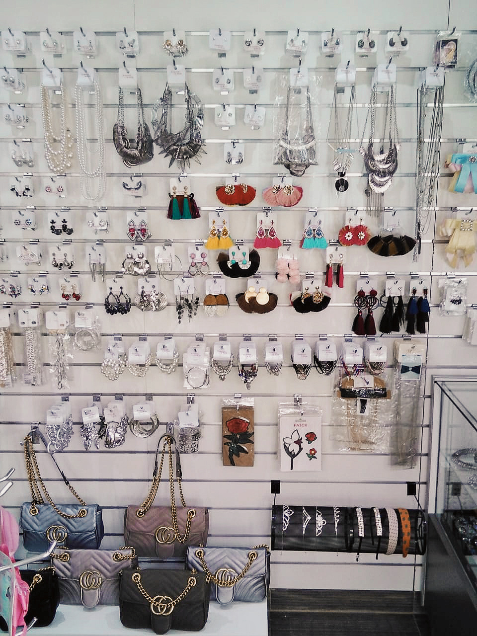 Artigos de Bijuteria Expostos